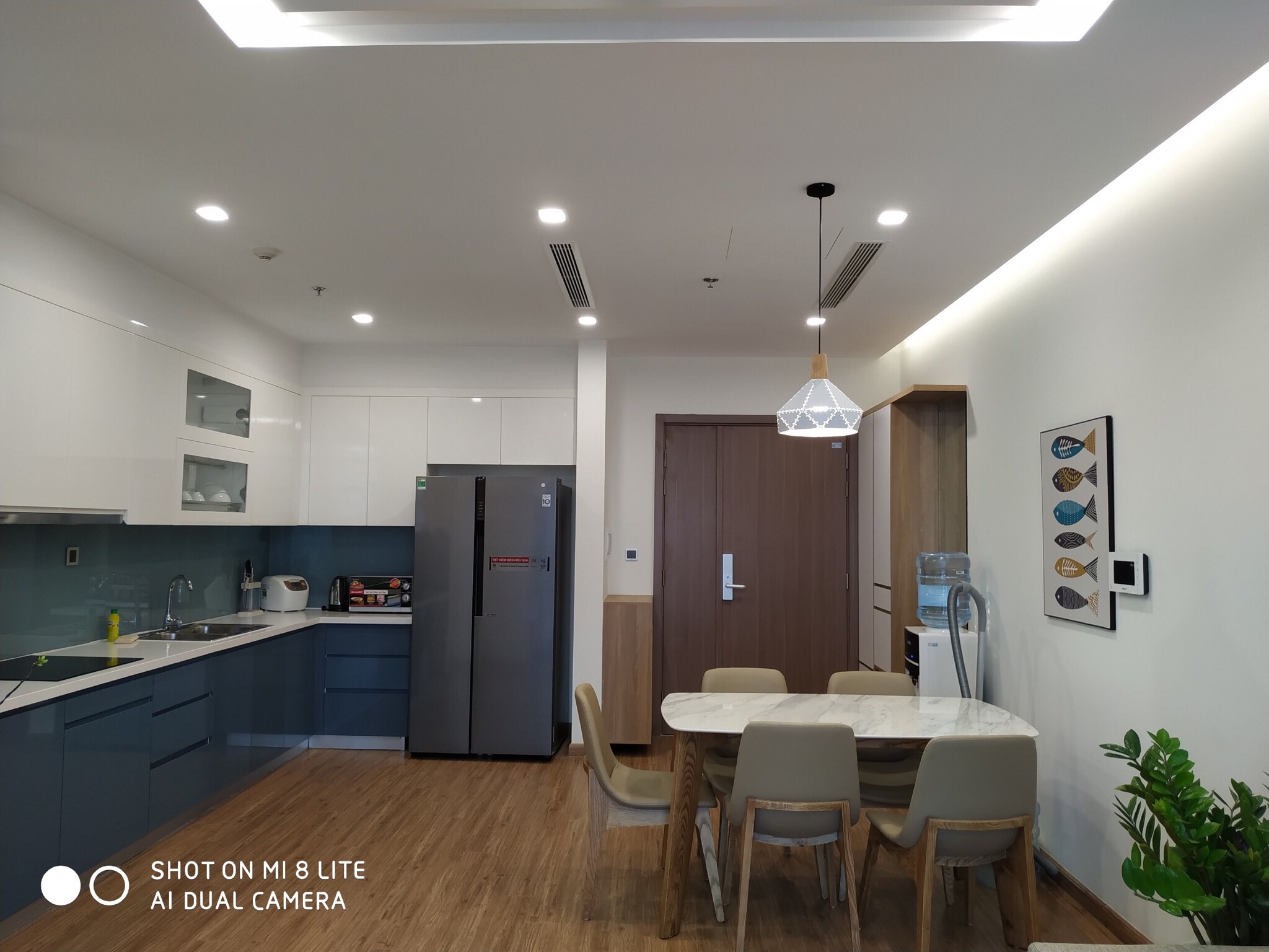 2 bedroom apartment for rent in Vinhomes Metropolis, Lieu Giai street