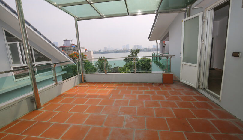 Hanoi Maison moderne en location avec vue sur le West Lake 19