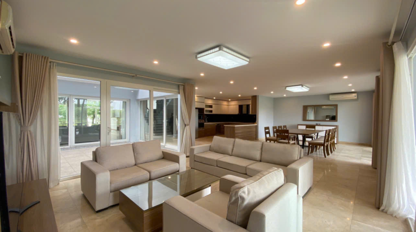 big villa for rent in ciputra q block (11)
