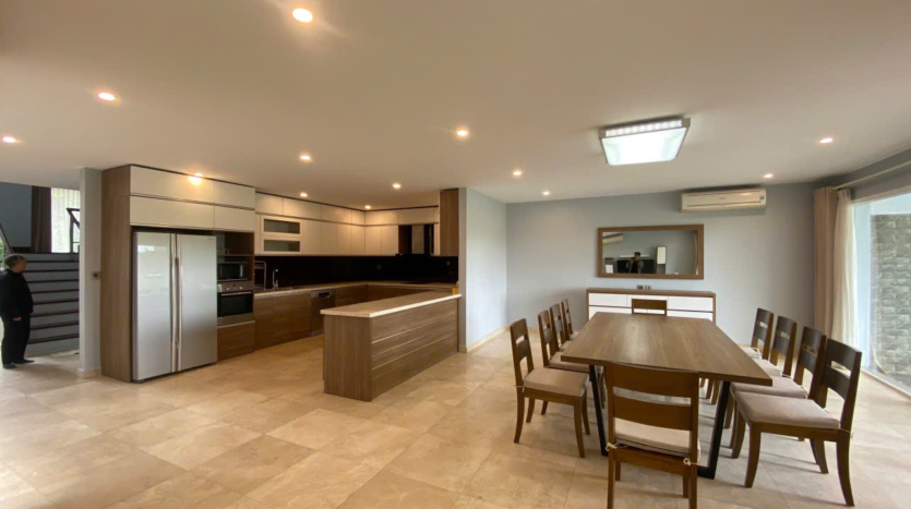 big villa for rent in ciputra q block (20)