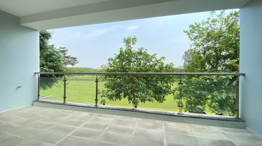big villa for rent in ciputra q block (34)