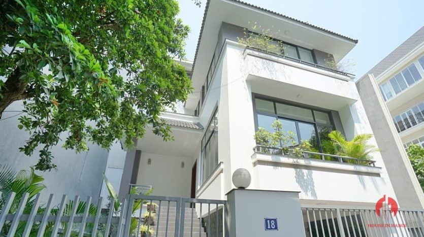 house for rent in swimming pool in tay ho 23