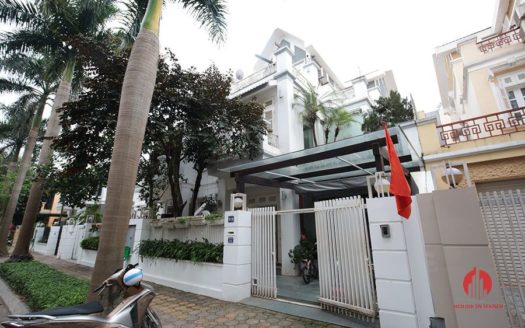 villa for rent in ciputra t block 1