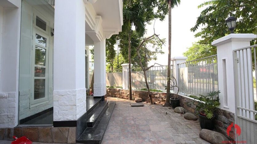 villa for rent near SIS UNIS 17