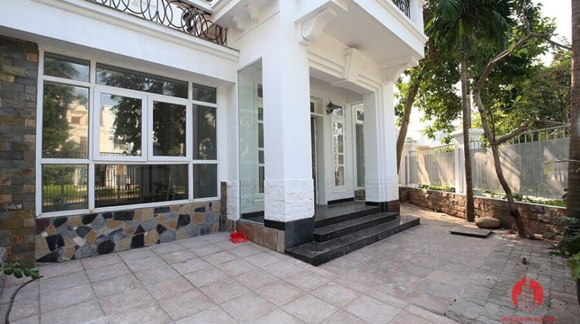 villa for rent near SIS UNIS 19