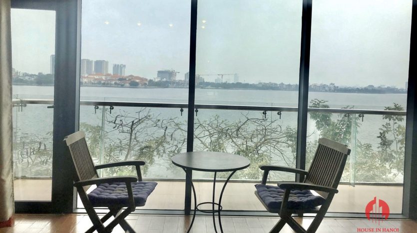 Great offer Lake view 90m2 1BR apartment for rent on Nhat Chieu st 4