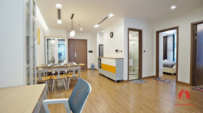 High floor 3BR apartment for rent in M3 Vinhomes Metropolis Ba Dinh 11