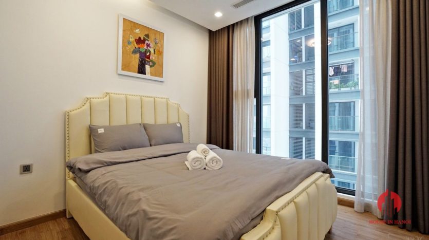 High floor 3BR apartment for rent in M3 Vinhomes Metropolis Ba Dinh 14