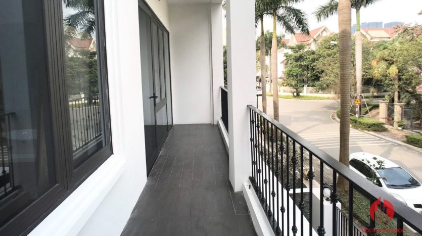 extensively renovated villa with rooftop in ciputra 28