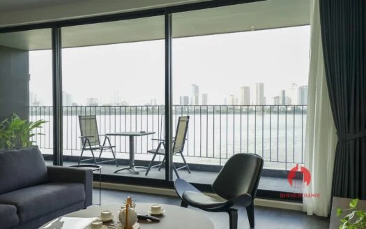 Superb open plan apartment beside West Lake, on Quang Khanh street