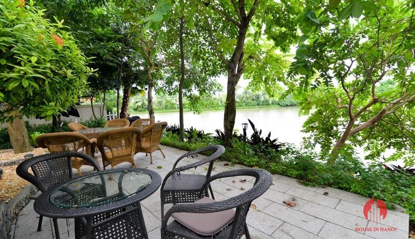 riverside garden villa for rent in hanoi 2