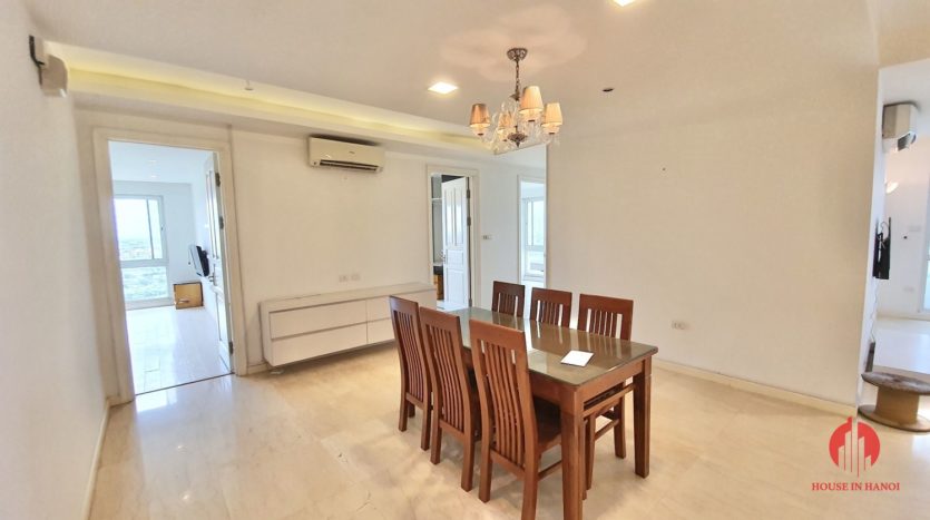 Huge golf view 182m2 apartment for rent in P2 Tower 16