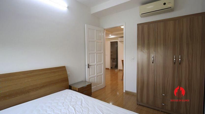 cheap 4br apartment for rent in e4 cipurta 1