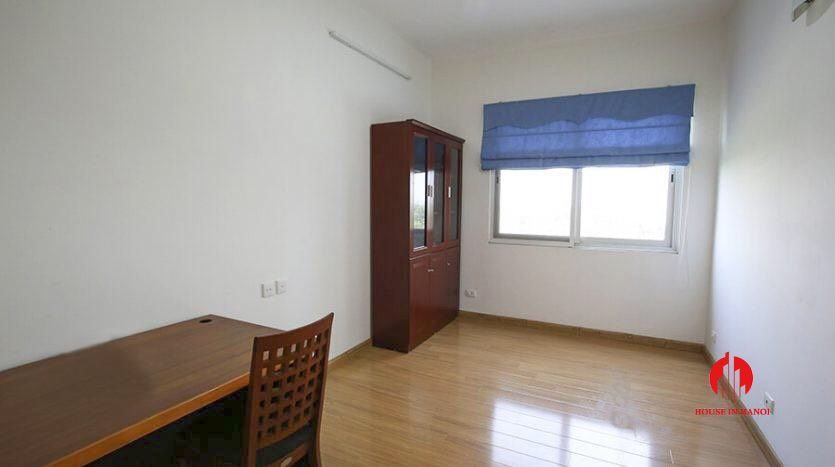 cheap 4br apartment for rent in e4 cipurta 13