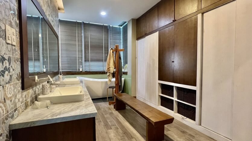 penthouse for rent in packexim 1 westlake (23)