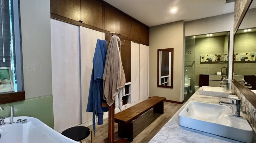 penthouse for rent in packexim 1 westlake (5)