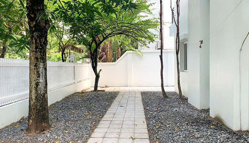 rooftop pool villa for rent in ciputra (15)