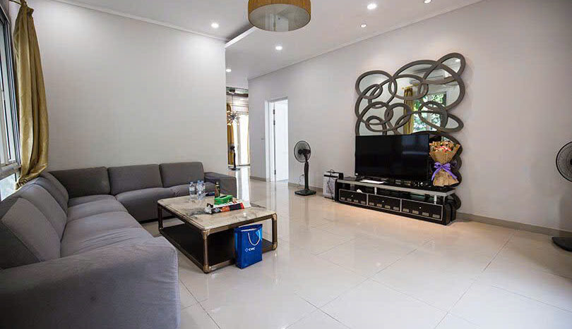 rooftop pool villa for rent in ciputra (21)