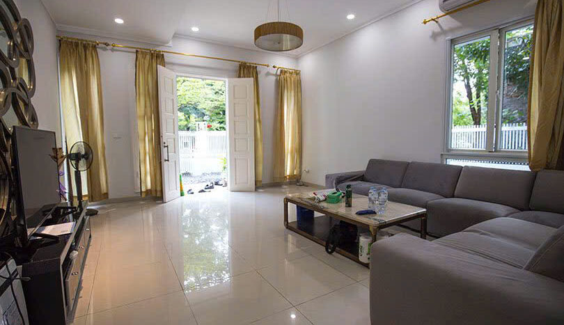 rooftop pool villa for rent in ciputra (6)