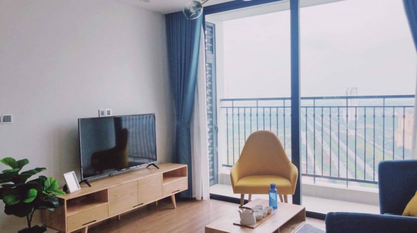 Lambency apartment for rent in Vinhomes Green Bay Hanoi 2