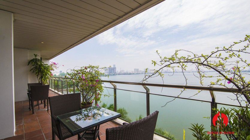apartment for rent in hanoi lake view 1