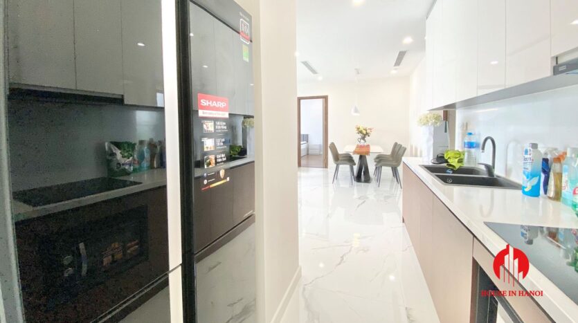 charming 3 bedroom apartment in sunshine city 9