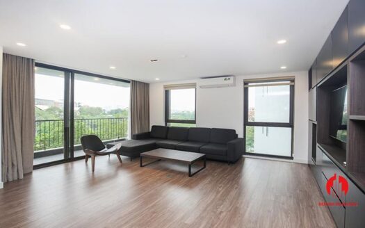 commodious 2 bedroom apartment for rent on to ngoc van 9