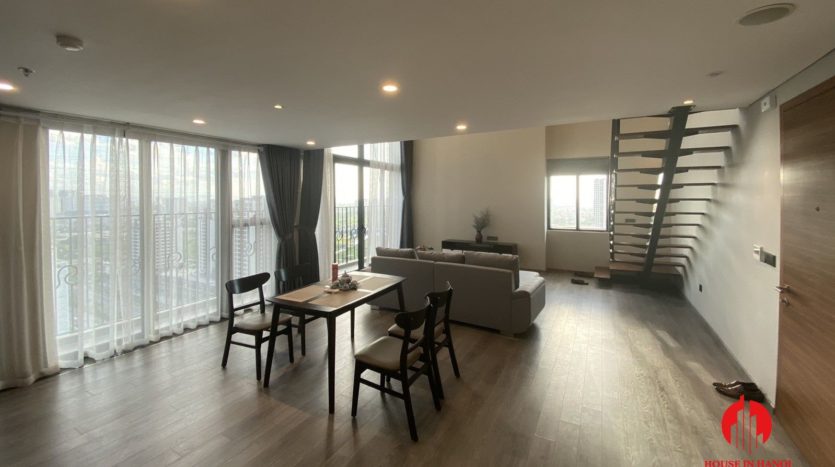 lavish mezzanine apartment for rent on lac long quan street 4