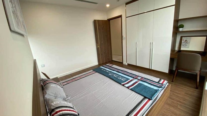 lovely apartment for rent in S2 tower sunshine city 6