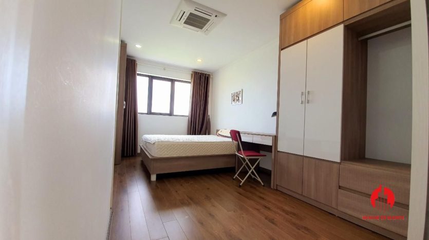 park view apartment for rent in ngoai giao doan 11