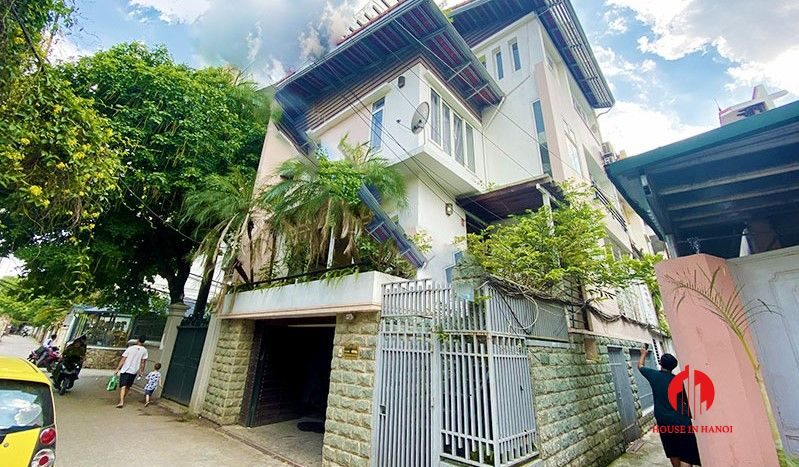 terrace house for rent in tay ho 6