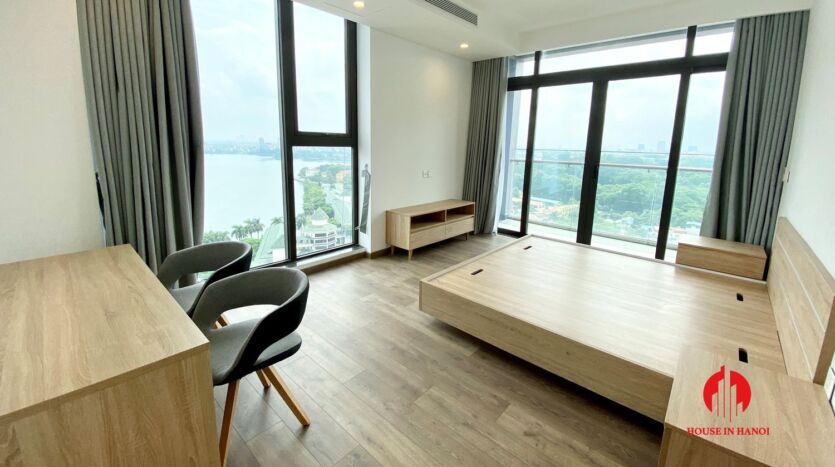 185m2 apartment for rent in sun grand thuy khue 41