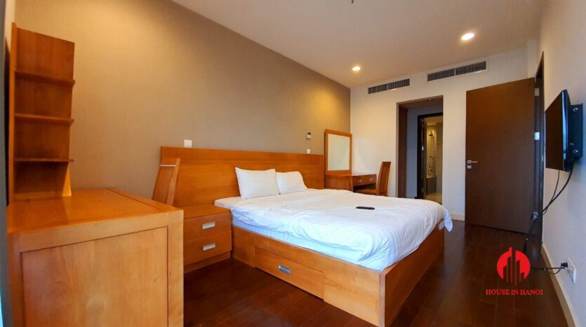 cheap 2 bedroom apartment for rent in lancaster hanoi 6