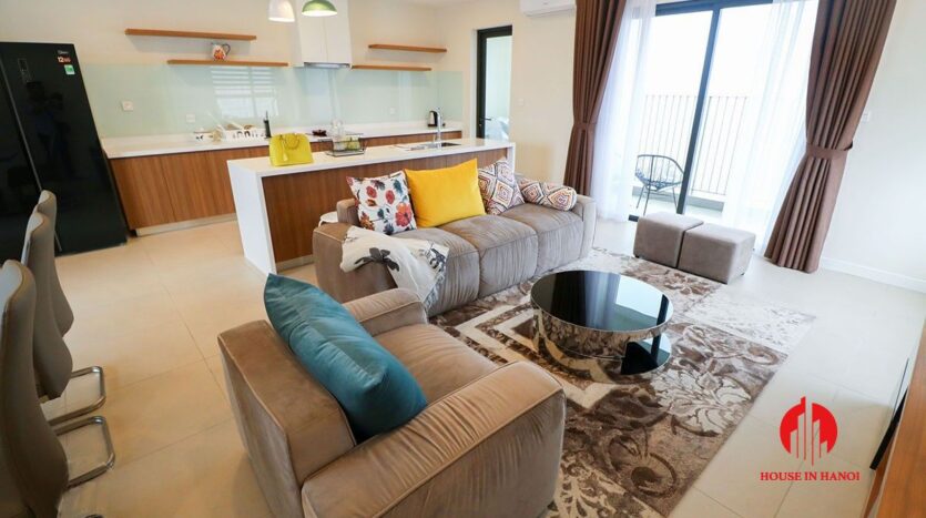 comfortable 3 bed apartment in kosmo tay ho 2