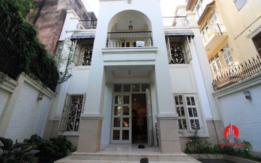 italianate villa for rent in tay ho 11