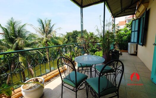 lake side villa for rent in xom chua tay ho 1