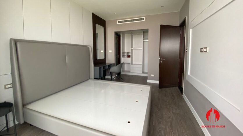 nice penthouse for rent in ngoai giao doan 9