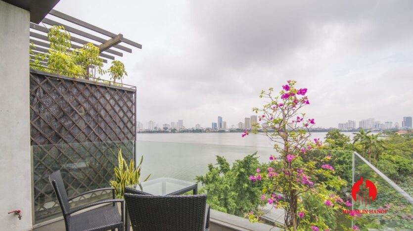 2 bedroom apartment on quang khanh with lake view balcony 12