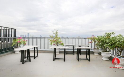 Lake View Apartment With Big Balcony in Yen Phu 1