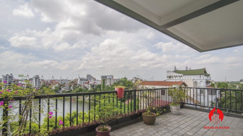 big balcony 4 bedroom apartment with lake view tay ho 8