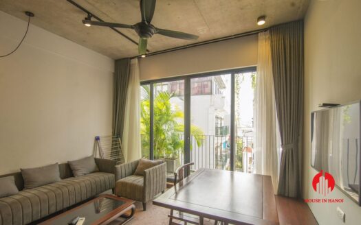 grey apartment for rent on tu hoa 7