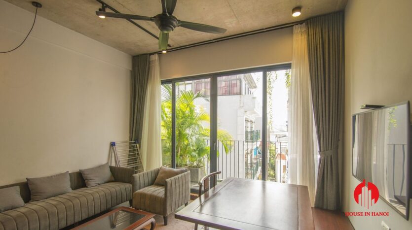 grey apartment for rent on tu hoa 7