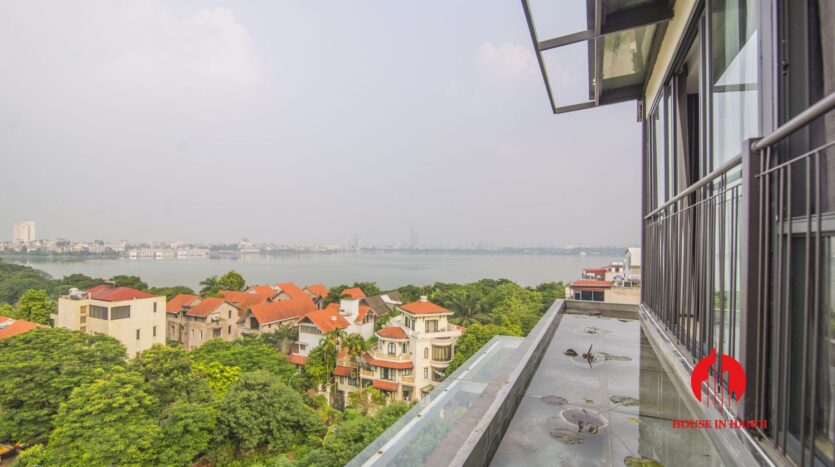 lake view penthouse for rent in tay ho 18