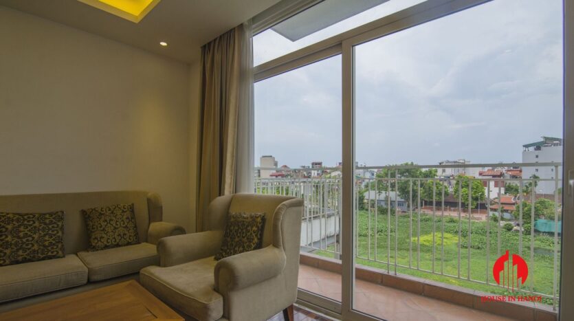 reasonable 3 bedroom apartment for rent on xuan dieu 18