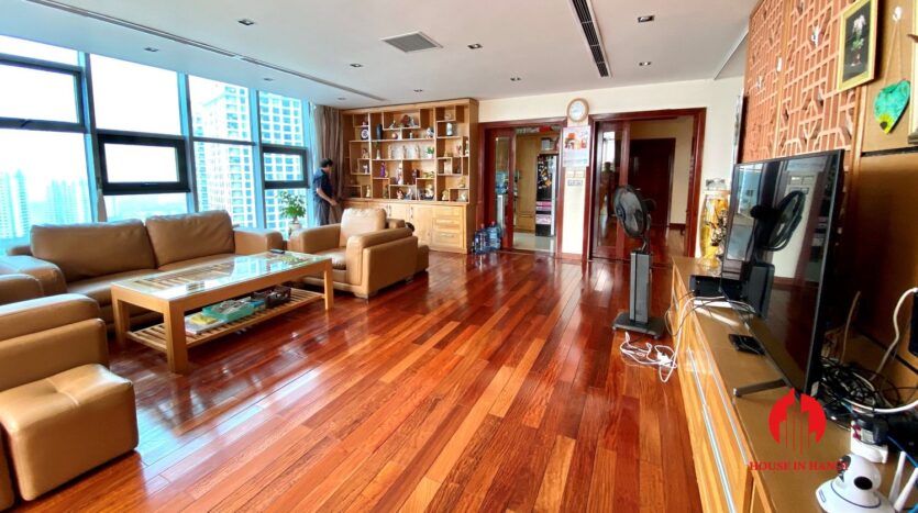 sky villa penthouse for rent in tay ho 29