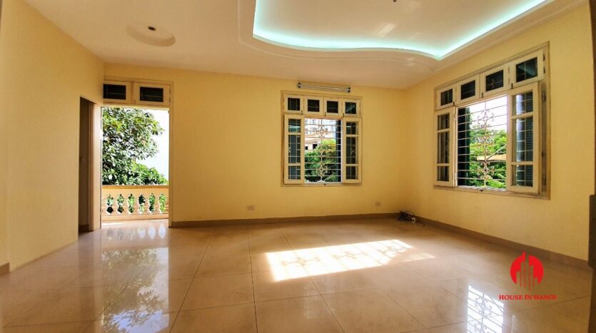 unfurnished villa for rent in Vuon Dao 21