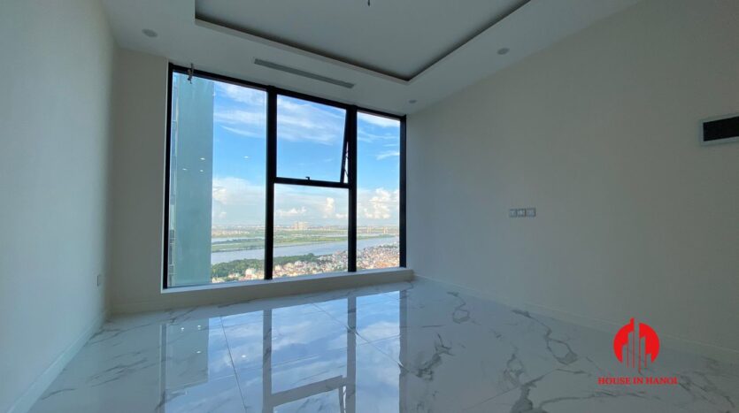 golf view penthouse for rent in Sunshine City 4