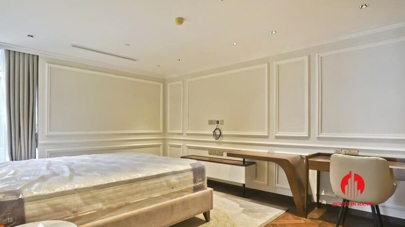 luxury 800m2 penthouse for rent in hanoi 18