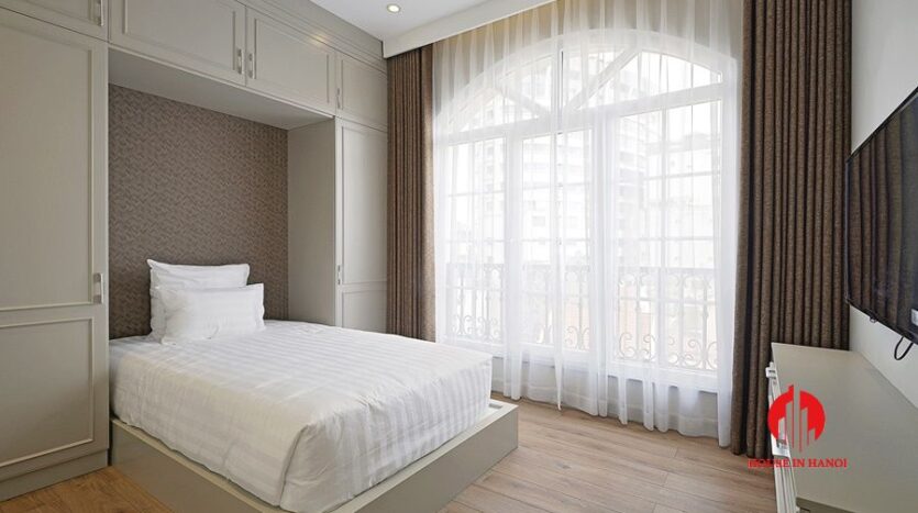 luxury apartment for rent near vincom ba trieu 3
