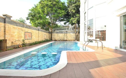 pool villa in ciputra with american style 3